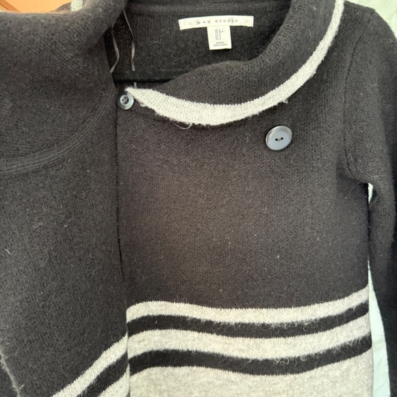 Women’s wool sweater - Picture 3 of 6